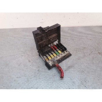 CAJA RELES / FUSIBLES 6S6T14A076AA 