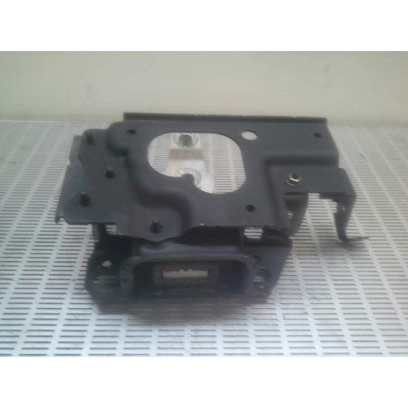 Recambio de soporte cambio para ford fiesta (cb1) 1.4 tdci cat referencia OEM IAM 8V517M121AE  
