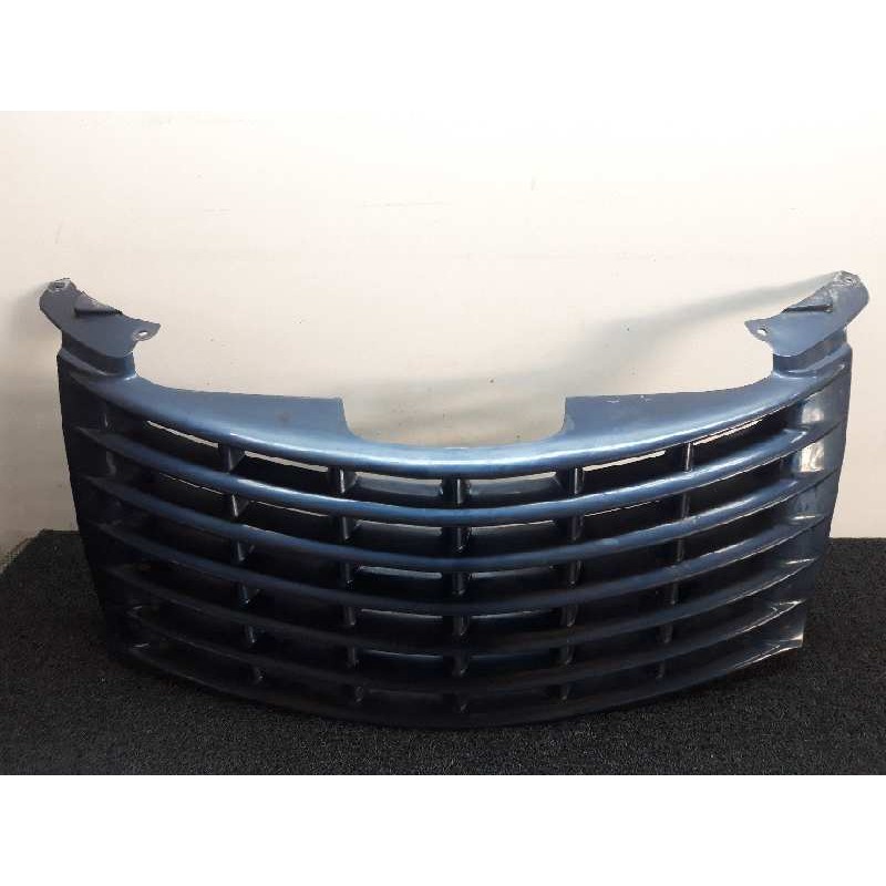 Recambio de rejilla delantera para chrysler pt cruiser (pt) 2.0 touring referencia OEM IAM   