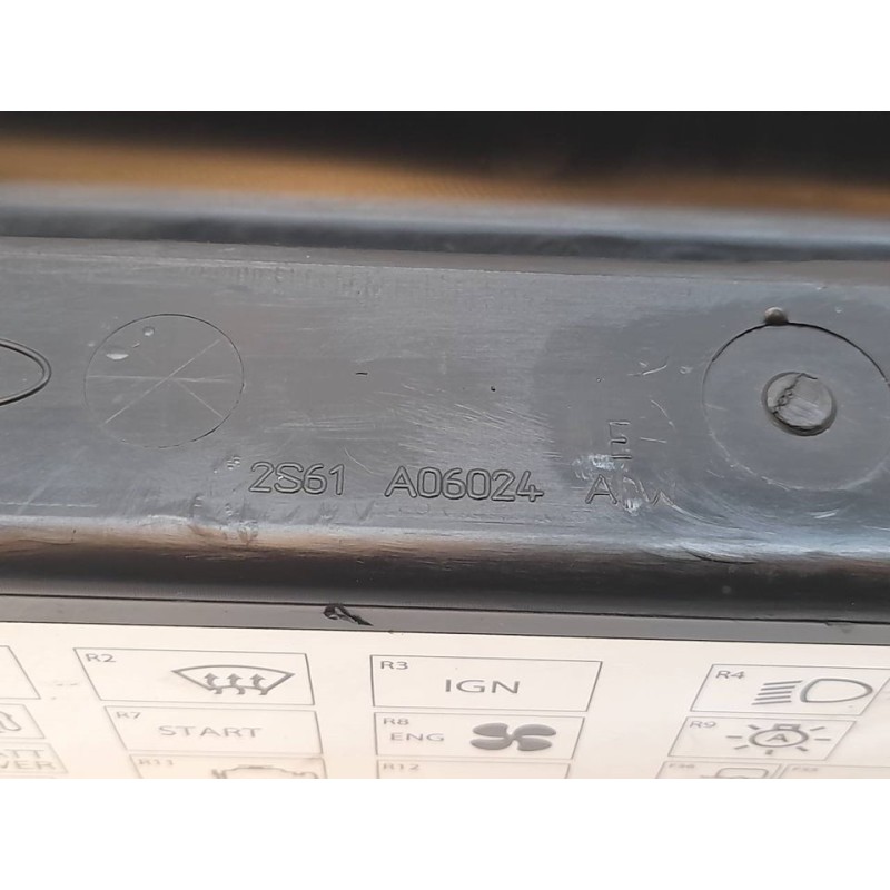 Recambio de guantera para ford fiesta (cbk) 1.4 tdci cat referencia OEM IAM 2S61A06024AW 4