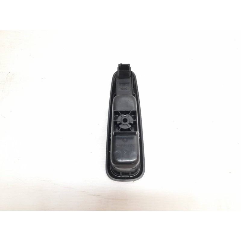 Recambio de mando elevalunas trasero derecho para peugeot 3008 sport pack referencia OEM IAM 96662297XT 3