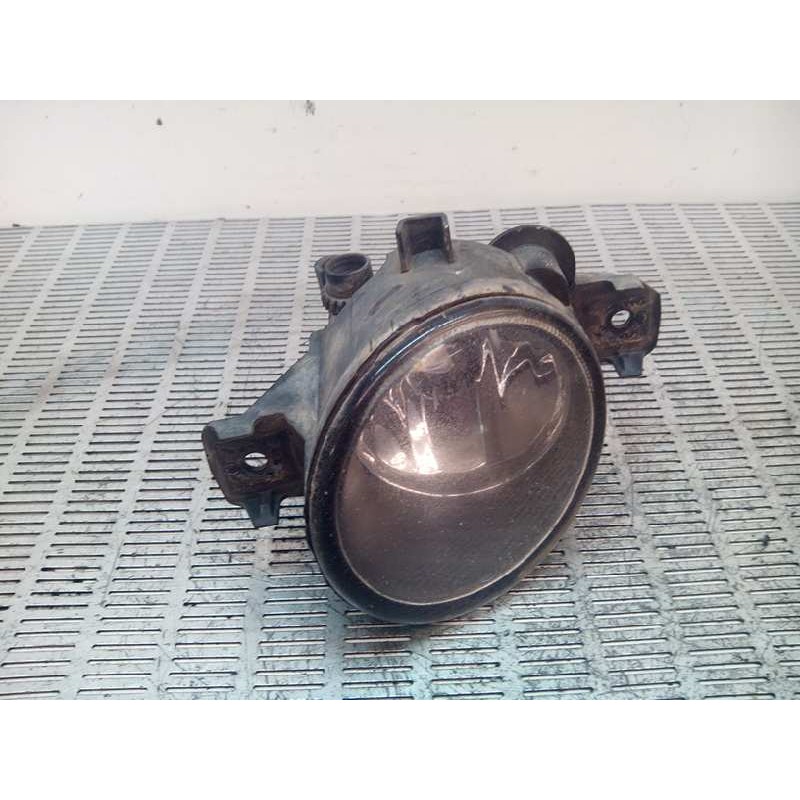 Recambio de faro antiniebla derecho para renault clio ii fase ii (b/cb0) 1.4 16v referencia OEM IAM   