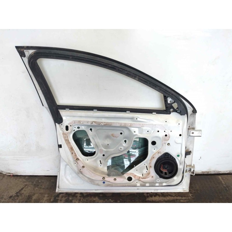 Recambio de puerta delantera izquierda para opel insignia berlina excellence referencia OEM IAM - Blanco 2