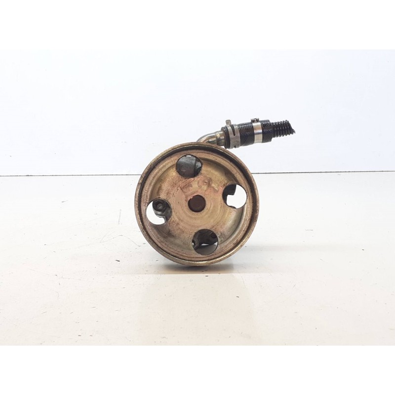 Recambio de bomba direccion para ford fiesta (cbk) 1.4 tdci cat referencia OEM IAM 2