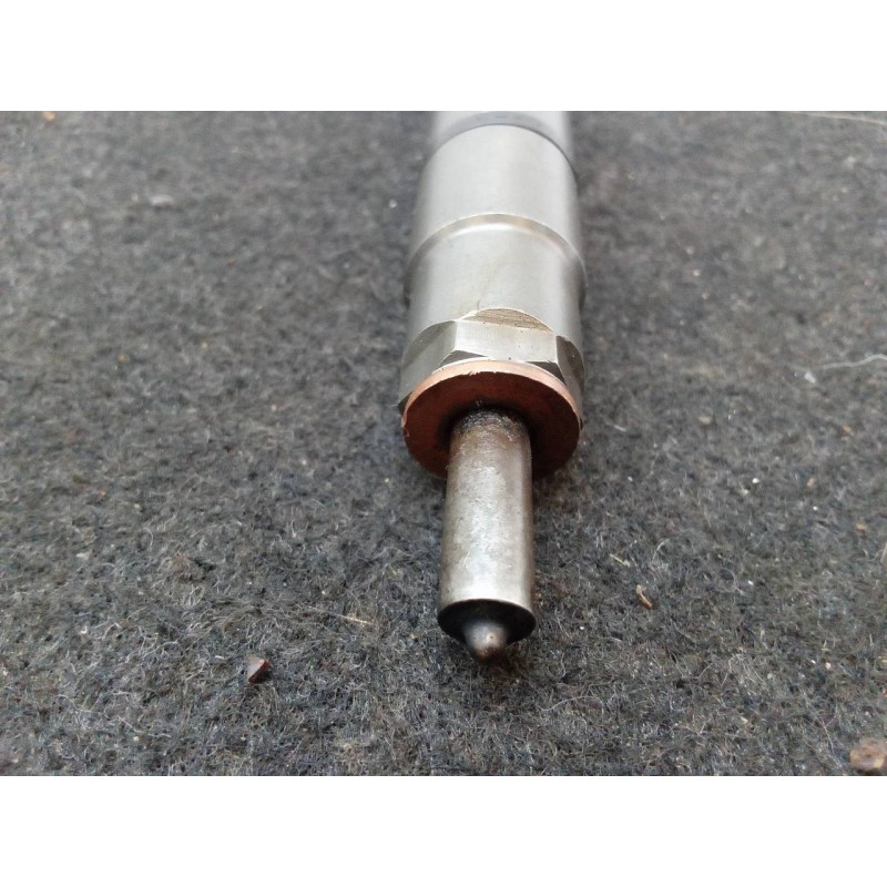 Recambio de inyector para kia rio 1.5 crdi ex1 referencia OEM IAM 0445110256  BOSCH 3