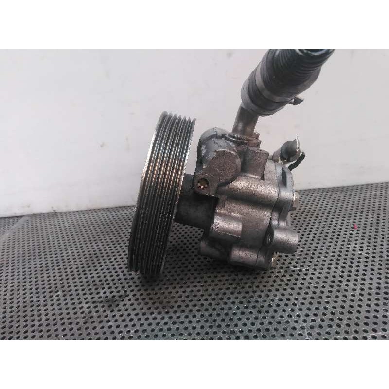 Recambio de bomba direccion para ford fiesta (cbk) 1.4 tdci cat referencia OEM IAM 6