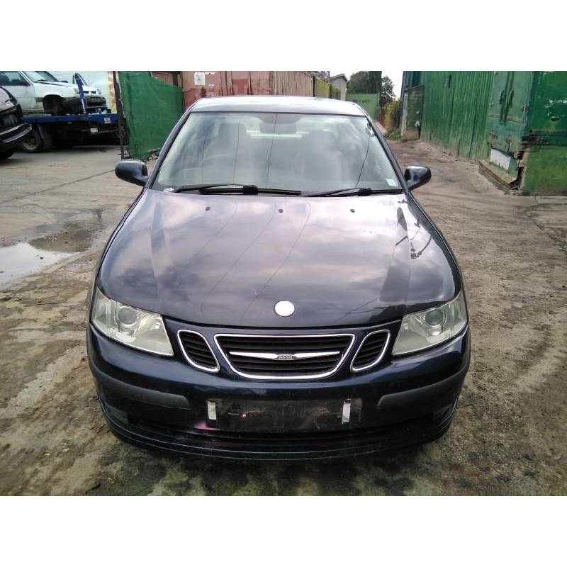 saab 9-3 berlina del año 2004