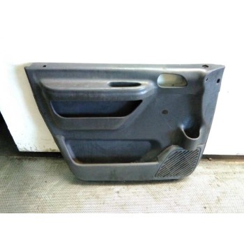 GUARNECIDO PUERTA DELANTERA IZQUIERDA 
