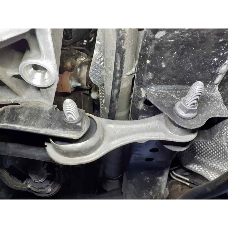 Recambio de soporte motor trasero para dacia dokker essential referencia OEM IAM   