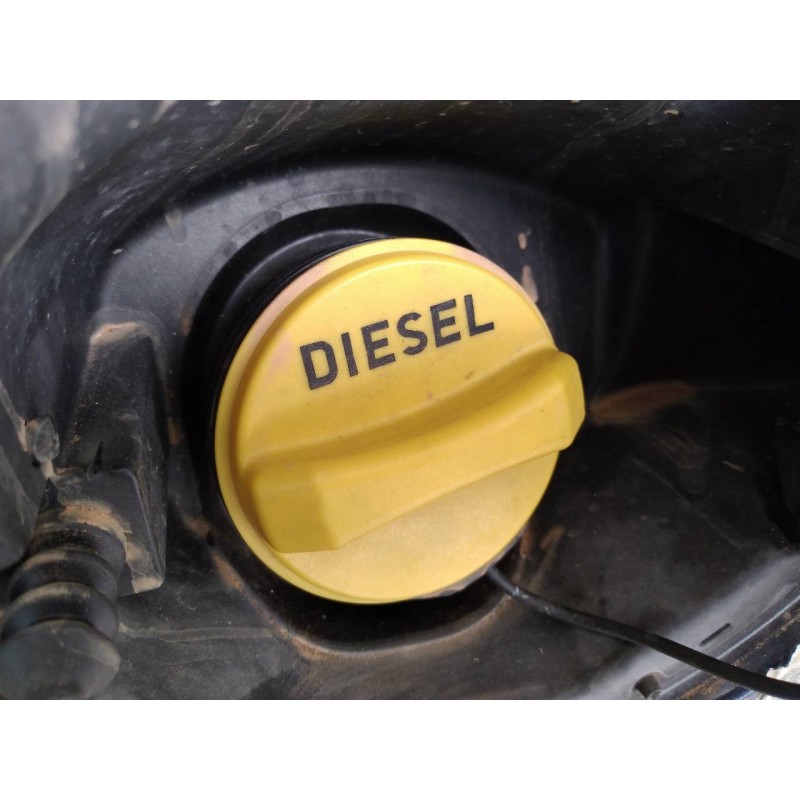 Recambio de tapon combustible para jaguar xe prestige referencia OEM IAM   