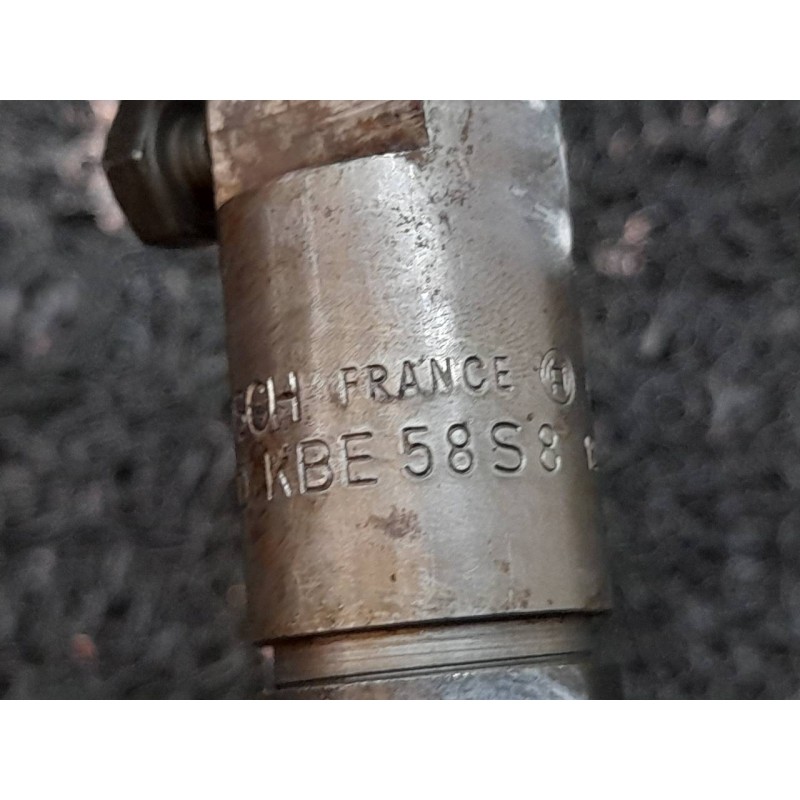 Recambio de inyector para renault master desde '98 caja cerrada, techo ''maxi'' l3h3 rs 4078 referencia OEM IAM KBE58S8  BOSCH - Blanco 2