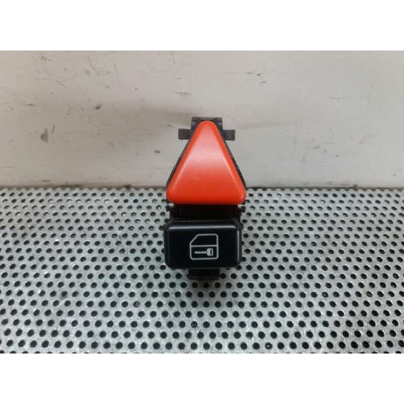 Recambio de warning para mercedes-benz clase a (w168) 140 (168.031) referencia OEM IAM A1688201210 33019001 