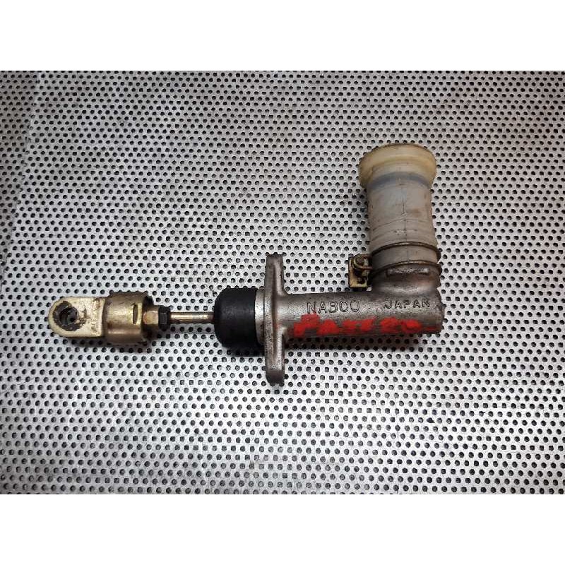 Recambio de bomba embrague para mitsubishi pajero classic 2.5 td referencia OEM IAM  119975 