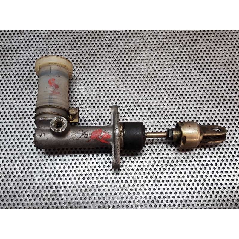 Recambio de bomba embrague para mitsubishi pajero classic 2.5 td referencia OEM IAM  119975 2