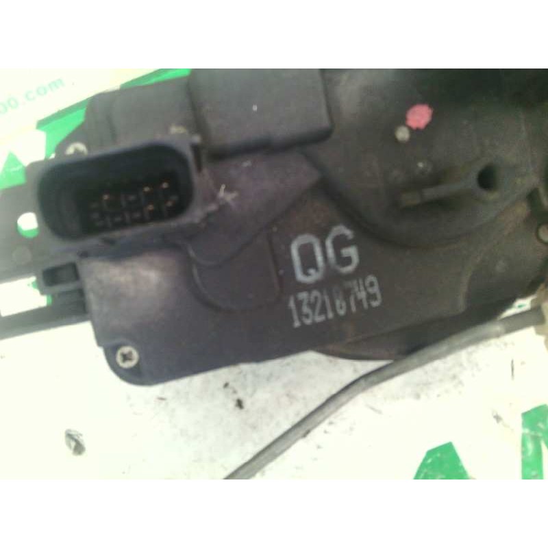 Recambio de cerradura puerta delantera derecha para opel astra h berlina 1.7 16v cdti referencia OEM IAM 13210749 2