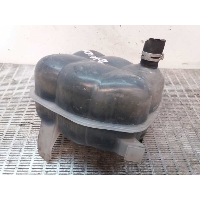 Recambio de deposito expansion para ford transit caja cerrada, media (fy) (2000 =>) 2.4 tde cat referencia OEM IAM YC158A080AE - Blanco 2