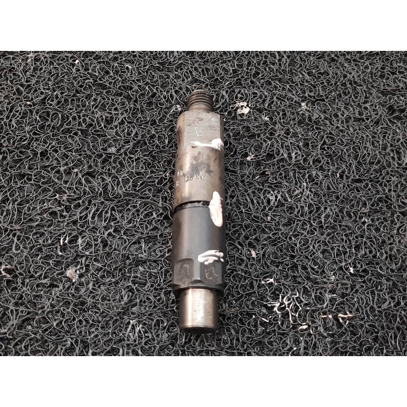 Recambio de inyector para renault master desde '98 caja cerrada, techo ''maxi'' l3h3 rs 4078 referencia OEM IAM KBE58S8  BOSCH - Blanco