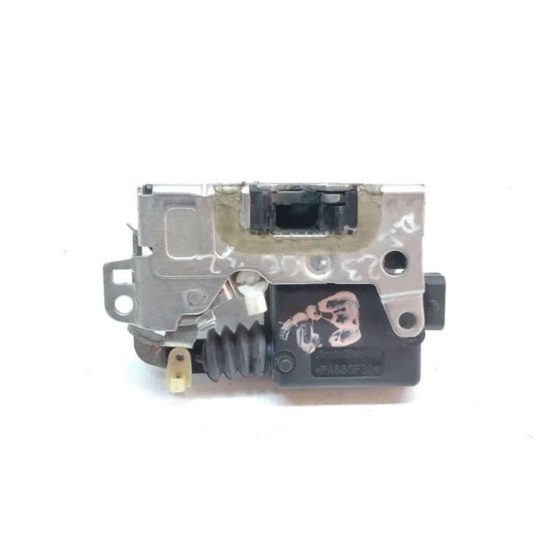 Recambio de cerradura puerta delantera derecha para dacia sandero laureate referencia OEM IAM 8200735224 - Blanco 4