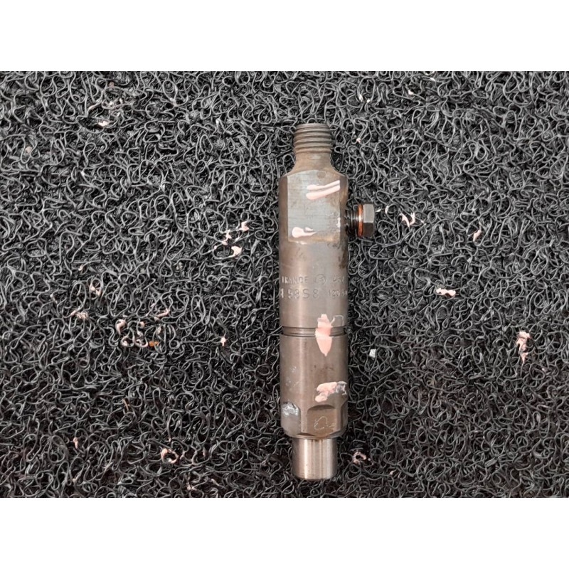 Recambio de inyector para renault master desde ´98 caja cerrada, techo ´´maxi´´ l3h3 rs 4078 referencia OEM IAM KBE58S8  BOSCH