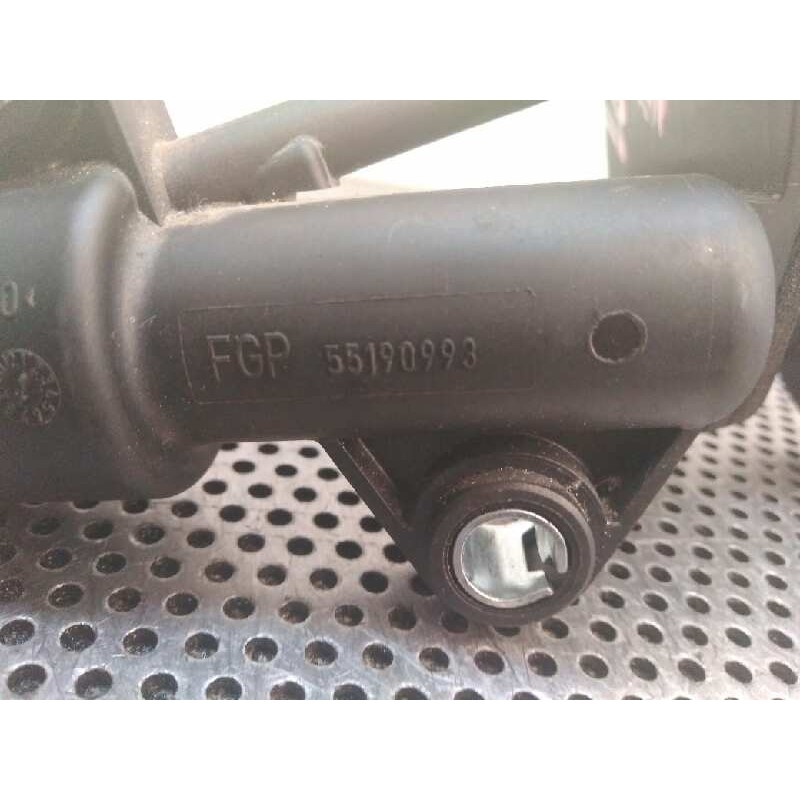Recambio de bomba embrague para opel corsa d 1.4 16v referencia OEM IAM 55190993 - Azul 3