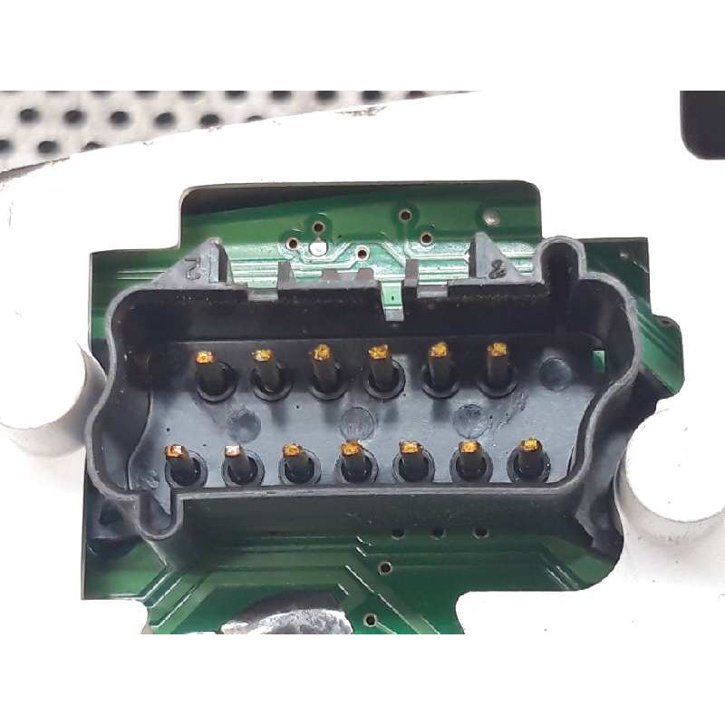 Recambio de cuadro instrumentos para chrysler voyager (rg) 2.5 crd se referencia OEM IAM R409AH P05082409AH TN1575205313 - Negro 3