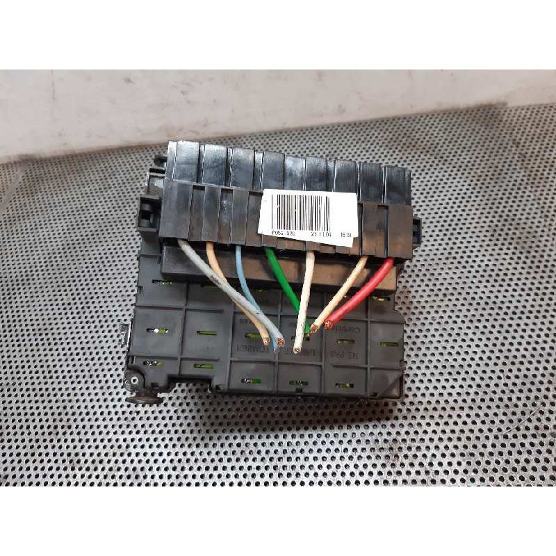 Recambio de caja reles / fusibles para peugeot 307 (s1) xr clim plus referencia OEM IAM 9651608780 - Negro 5