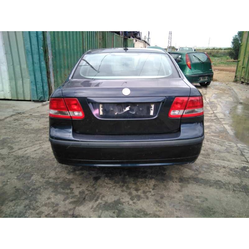 saab 9-3 berlina del año 2004