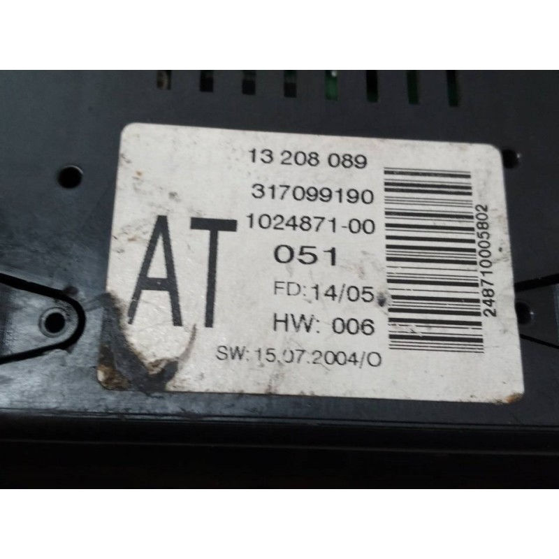 Recambio de pantalla multifuncion para opel astra h berlina 1.7 16v cdti referencia OEM IAM 13208089 317099190 102487100 2