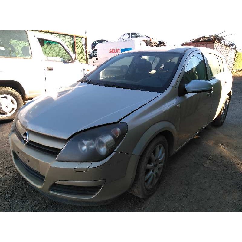 opel astra h berlina del año 2004