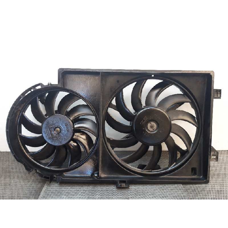 Recambio de electroventilador para chrysler voyager (rg) 2.5 crd se referencia OEM IAM 8685008 04809413AG VALEO