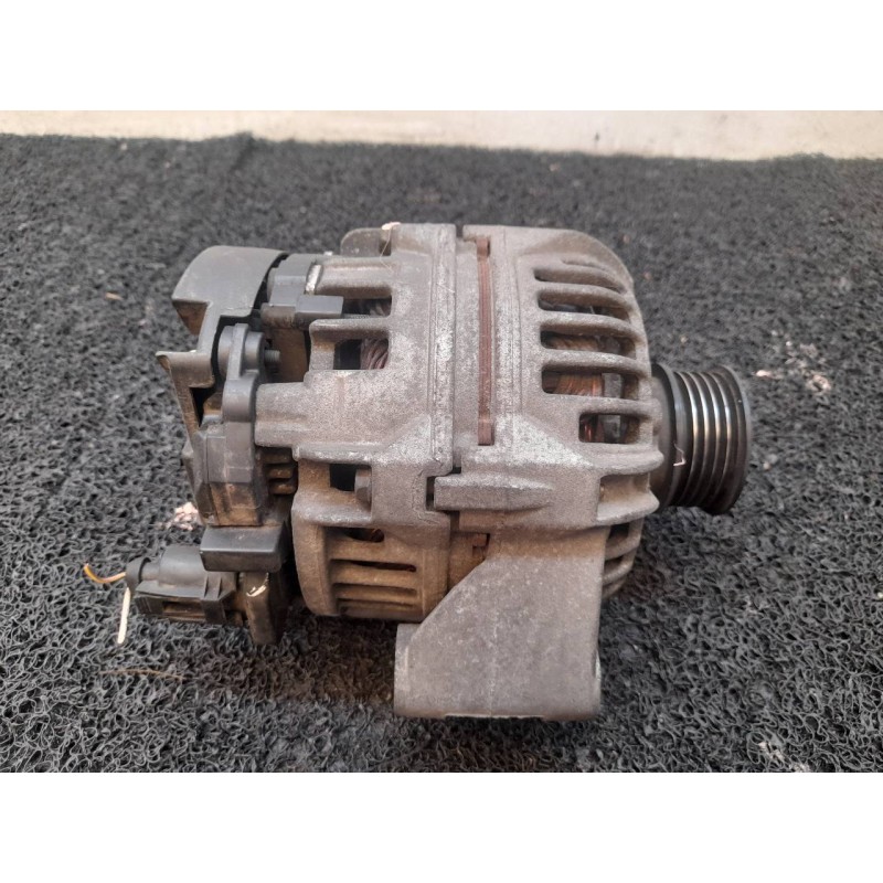 Recambio de alternador para mg serie 45 (rt) comfort (4-ptas.) referencia OEM IAM 0124225011  BOSCH 2