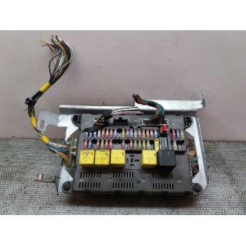 CAJA RELES / FUSIBLES C588 C594 N097000385R