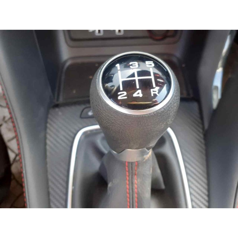Recambio de pomo palanca cambio para mg zs luxury referencia OEM IAM - Blanco 2