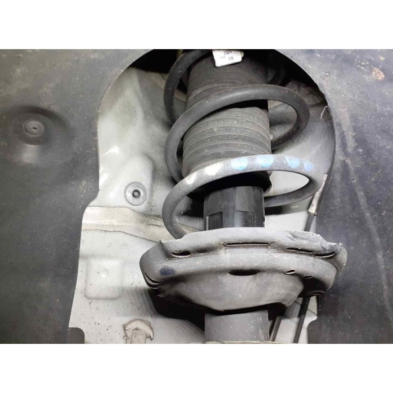 Recambio de amortiguador delantero izquierdo para seat arona xcellence edition referencia OEM IAM   