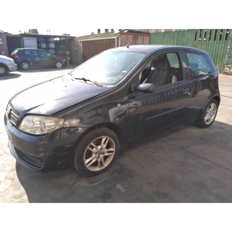 fiat punto berlina (188) del año 2005