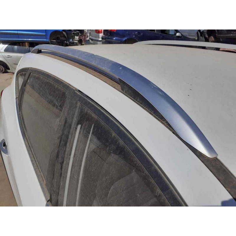 Recambio de portaequipajes para mg zs luxury referencia OEM IAM - Blanco 3