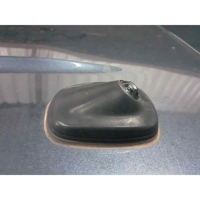 Recambio de base de antena para seat arona xcellence edition referencia OEM IAM   