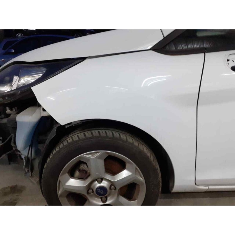 Recambio de aleta delantera izquierda para ford fiesta (cb1) trend referencia OEM IAM   