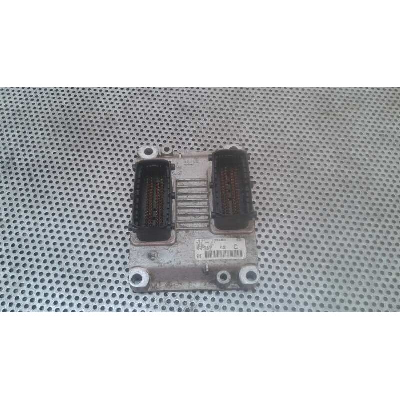 Recambio de centralita motor uce para alfa romeo 147 (190) 1.6 16v cat referencia OEM IAM 0261206715  