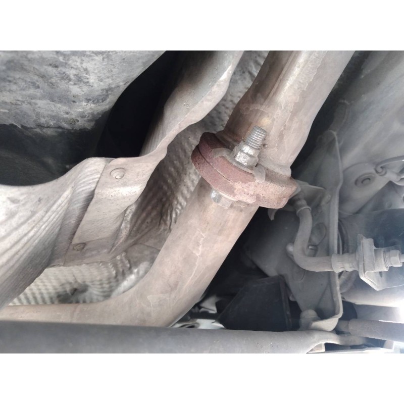 Recambio de tubo escape trasero para toyota auris active referencia OEM IAM - Blanco 6