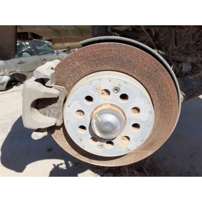 Recambio de puente trasero para mg zs luxury referencia OEM IAM - Blanco 2