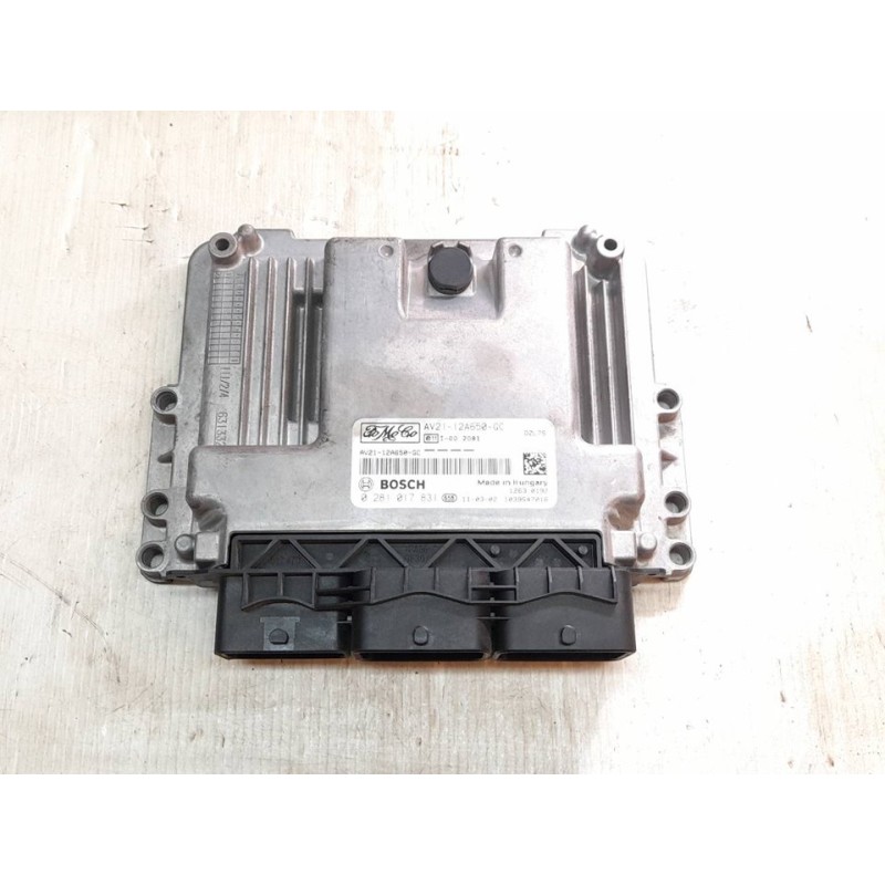 Recambio de centralita motor uce para ford fiesta (cb1) trend referencia OEM IAM 0281017831 AV2112A650GC BOSCH