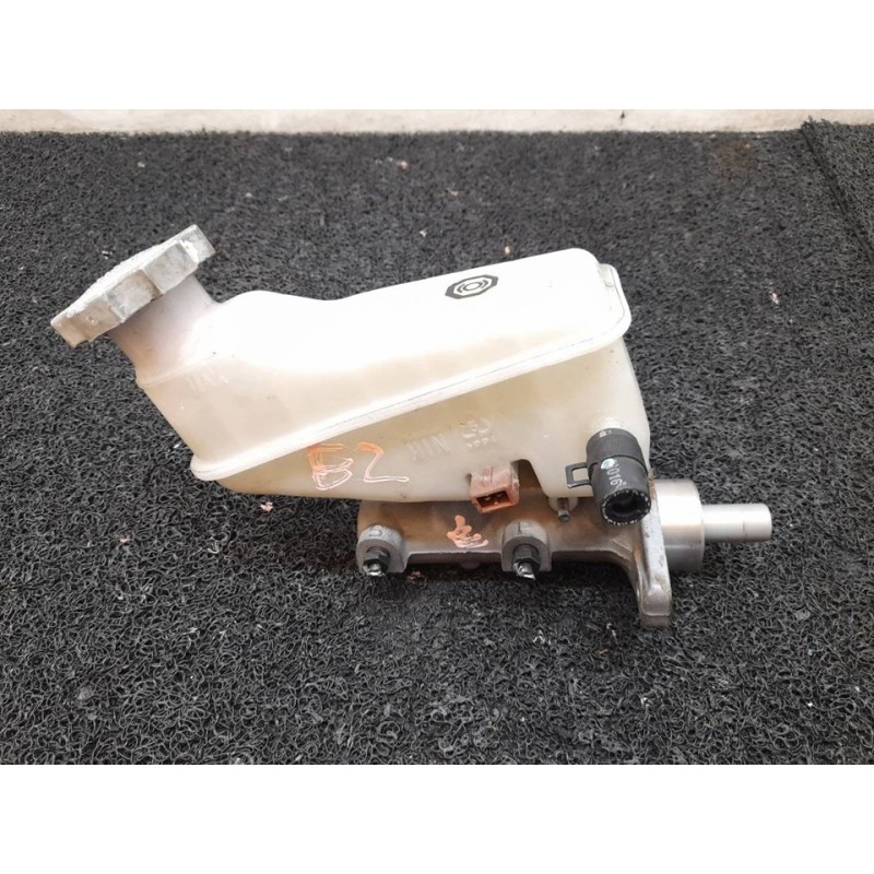 Recambio de bomba freno para hyundai i20 classic referencia OEM IAM 7181712  