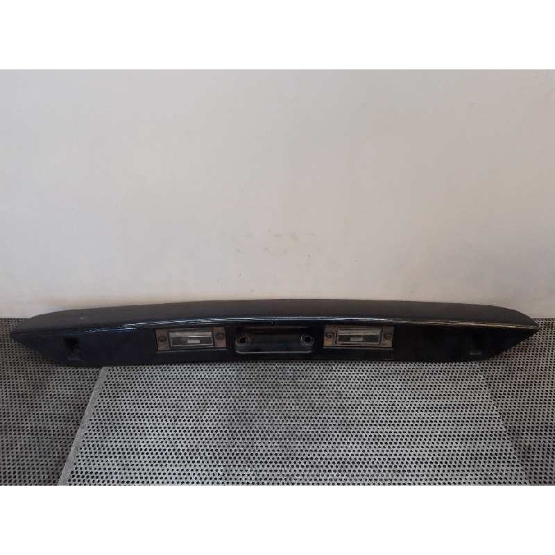 Recambio de molduras traseras para chrysler voyager (rg) 2.5 crd se referencia OEM IAM   