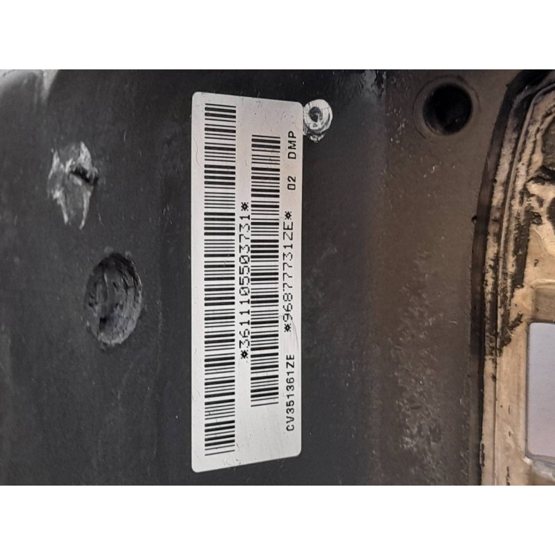 Recambio de volante para peugeot 3008 sport pack referencia OEM IAM 96877731ZE 965984658B 3