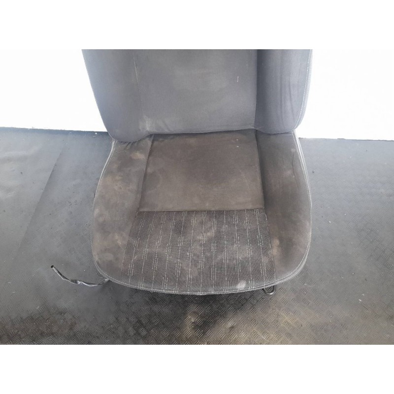 Recambio de asiento delantero izquierdo para dacia sandero laureate referencia OEM IAM - Blanco 2