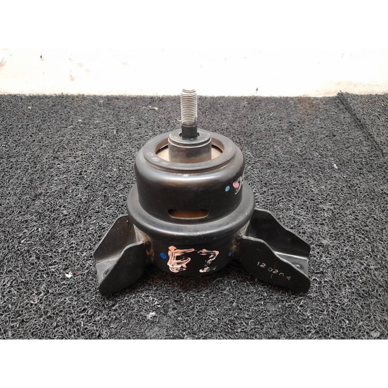 Recambio de soporte motor derecho para hyundai i20 classic referencia OEM IAM 218121J000  