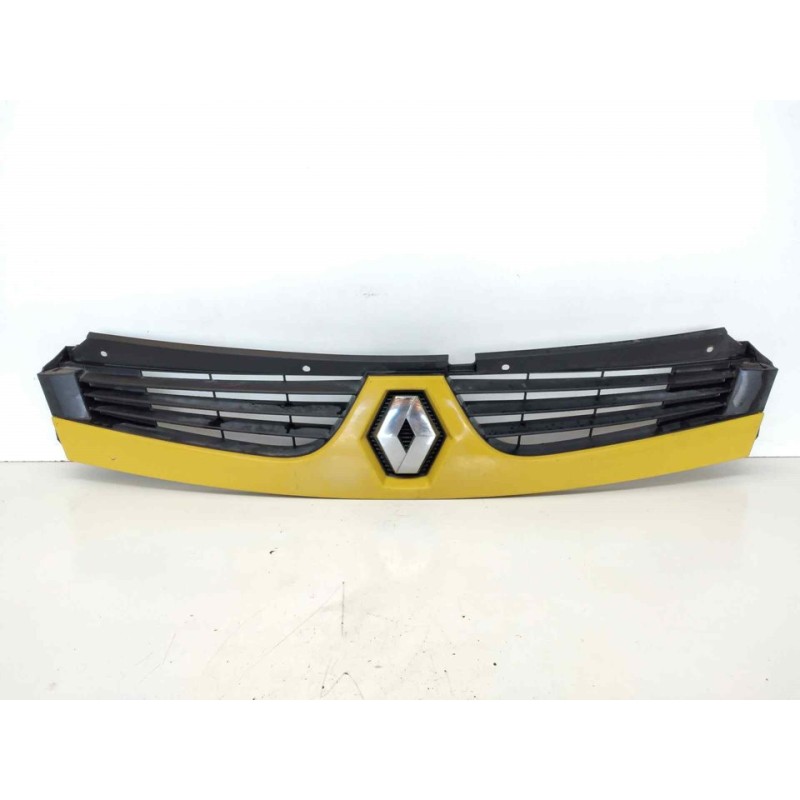 Recambio de rejilla delantera para renault master ii phase 2 caja cerrada l1h1 caja cerrada 2.8 to referencia OEM IAM 8200426365