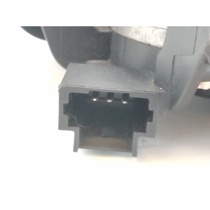 Recambio de motor limpia trasero para renault megane iii berlina 5 p dynamique referencia OEM IAM 0390201847  BOSCH - Blanco 2