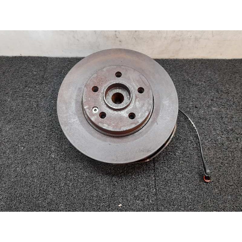 Recambio de mangueta delantera derecha para mercedes-benz vito (w639) basic, combi 109 cdi compacto (639.601) referencia OEM IAM